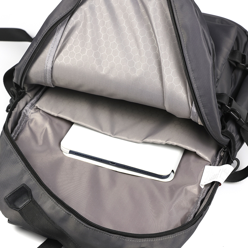 Lightweight Laptop Backpack for Daily Commute & Travel